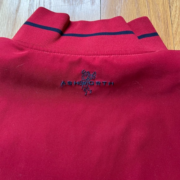 Ashworth water resistant golf shirt, short sleeve, size large - Picture 3 of 3